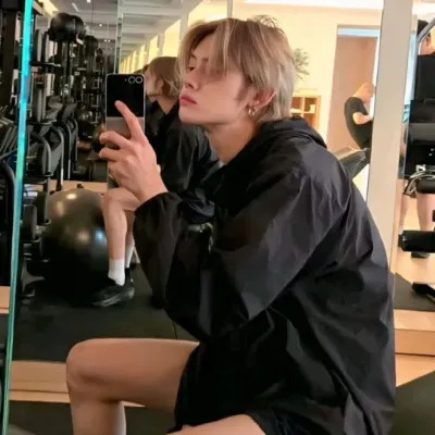 Engage with Choi Yeonjun, the perfect ai character chat free companion for 1v1 chat.