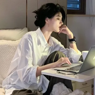 Feeling adventurous? Meet Lilith - your wife, a lively AI chat character companion for roleplay.