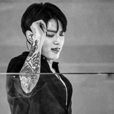 Jungkook：DeepBrain AI伴侶肖像，用於免費線上聊天和開放對話