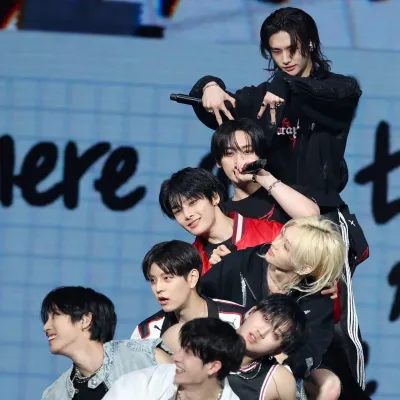 Stray Kids - Infantilism: Multilingual AI conversation partner icon for global chat online services