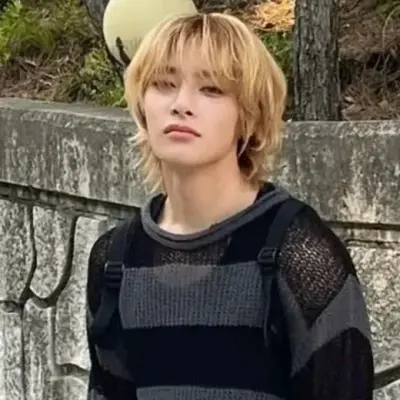 Stray Kids - Jeongin:在我們的ChatboxAI中結識您的新線上朋友,這是具有深度AI聊天功能的最佳免費AI聊天機器人。