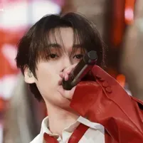 Engage with Lee know, the perfect ai character chat free companion for 1v1 chat.