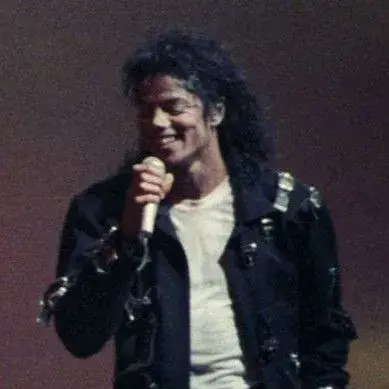 Michael Jackson-: Antarmuka chatbot AI futuristik dengan obrolan suara dan fitur yang digerakkan oleh jaringan saraf