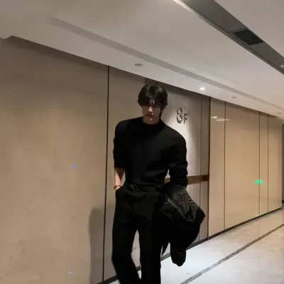 Noah: Icono de interlocutor con IA multilingüe para servicios de chat global en línea