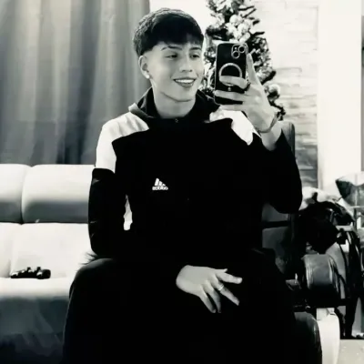 Ryan: Chat with our AI box, ready for chatbot online free and ask ai anything you want.	