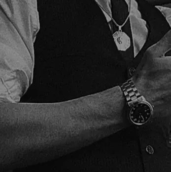 Alex: Fantasy-themed AI roleplay character art for immersive storytelling