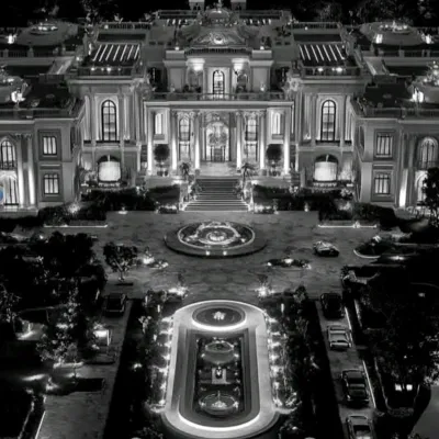 Mafia School: Multilingual AI conversation partner icon for global chat online services