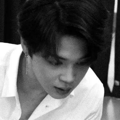 Park Jimin: Avatar de namorada/namorado de IA personalizável com traços de personalidade realistas	