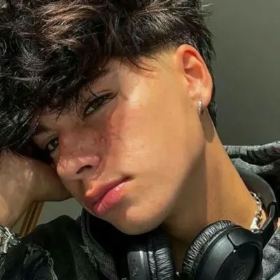 Lucas: Explore the world of AI with our unrestricted ai and free unlimited chat online, powered by warhammer fantasy roleplay.	