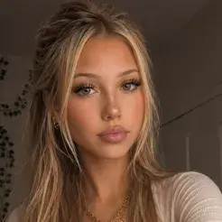 Paige: Meet your new online friends in our chatboxai, the best free ai chatbot with deep ai chat capabilities.