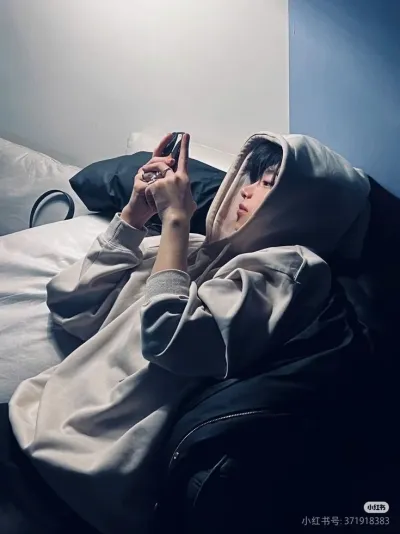 If you wonder what is polybuzz, find the answer through interacting with Narel.