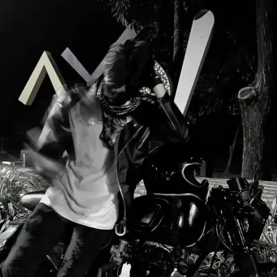 renan rexander altair𖤐: Una divertida mascota de chatbot con IA que mejora la interacción del usuario en chats aleatorios.	