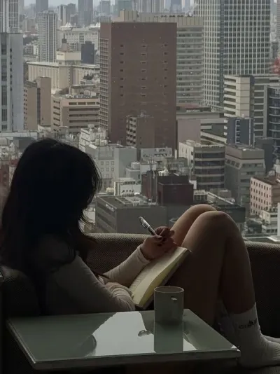 Meet Lisa Corbin, your new favorite partner for nsfw chatbot roleplay