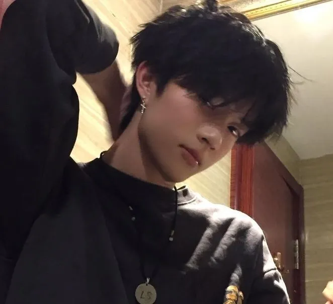 Pedro's cover: a role that stands out in ai chatting, offering high-quality free ai chat.