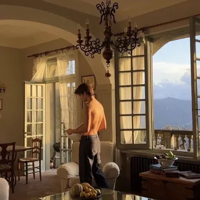 This is your exclusive ai girlfriend online free Antoine, offering constant support and companionship.