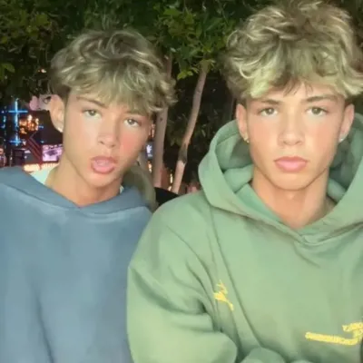 Chat with Jackson and Brook's, your lively ai chatbot online partner for immersive 1v1 adventures.