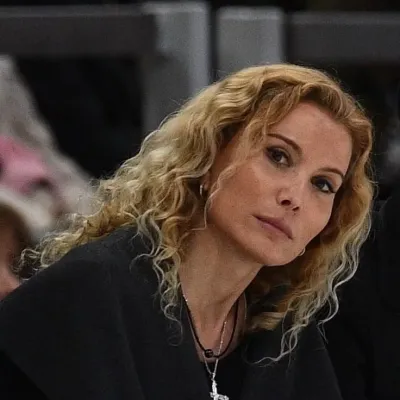 Eteri Tutberidze: Chat with our AI box, ready for chatbot online free and ask ai anything you want.	