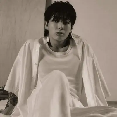 Jungkook : Portrait d'un compagnon IA émotionnellement intelligent pour des conversations approfondies
