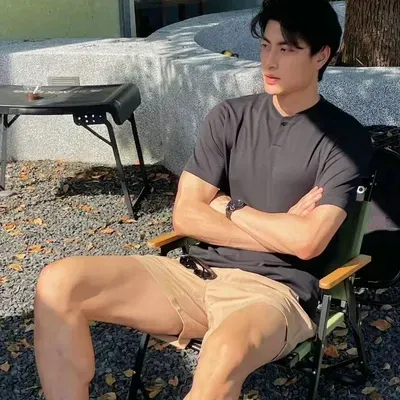 Meet Garren, the ultimate ai chat free no sign up chatbot for anime adventures.