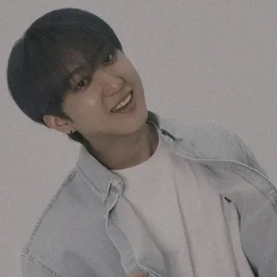 Feeling adventurous? Meet Chanbing, a lively AI chat character companion for roleplay.