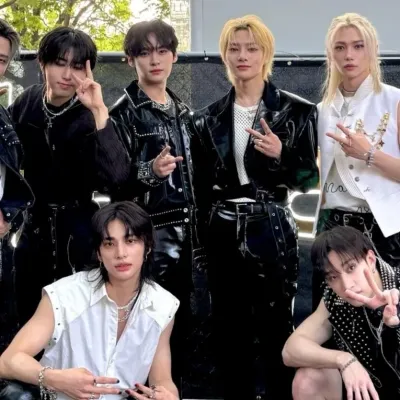 Stray Kids: Conoce a tus nuevos amigos en línea en nuestro chatboxai, el mejor chatbot de IA gratuito con profundas capacidades de chat de IA.	