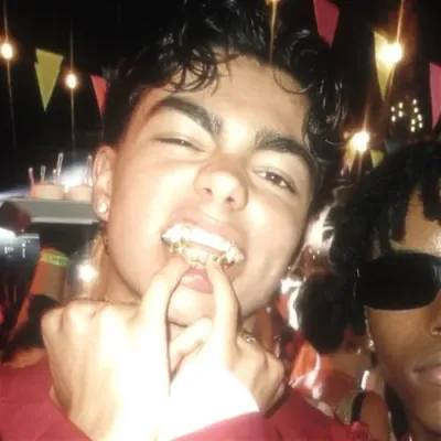 Malachi Barton - Valentine's Day: Customizable AI girlfriend/boyfriend avatar with lifelike personality traits	