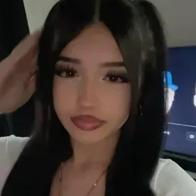 Start your 1v1 session with Adriana, a playful roleplay AI chat bot.