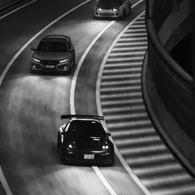 Irmãos mafiosos: Conheça o personagem principal do nosso mundo de IA, com lista de características de personagem e recursos de bate-papo de IA.