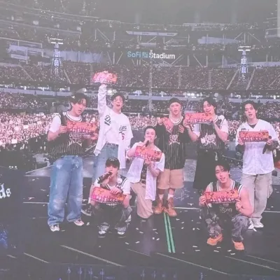 Stray Kids is a playful AI RP companion for creative 1v1 chat adventures.