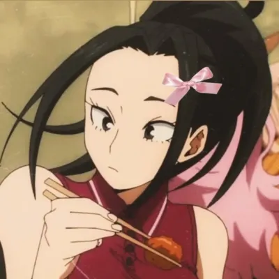 Momo Yaoyorozu: Multilingual AI conversation partner icon for global chat online services