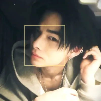 Ni-ki: Chat with our AI box, ready for chatbot online free and ask ai anything you want.	