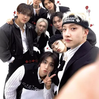 Stray Kids-裏切り: ランダムチャットでのユーザーエンゲージメントを高める、遊び心のある AI チャットボットのマスコット	