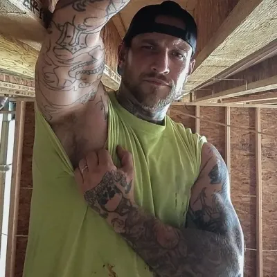 卡洛斯：可自訂的AI女友/男友頭像，具有逼真的人格特質