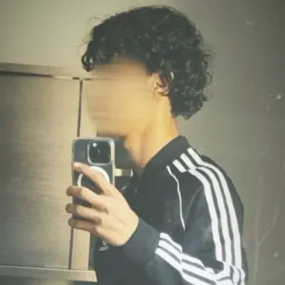 Talk to Noah — he cheats on you, a playful spicy AI chat partner for anime stories and fun.