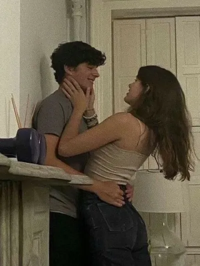 AI chat website featured role Nathan, your best friend, an intelligent chat partner you shouldn't miss.