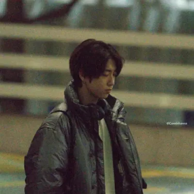 Stray Kids — 9th member | Han missing: Interactive AI chatbot mascot for random chat and community-driven roleplay