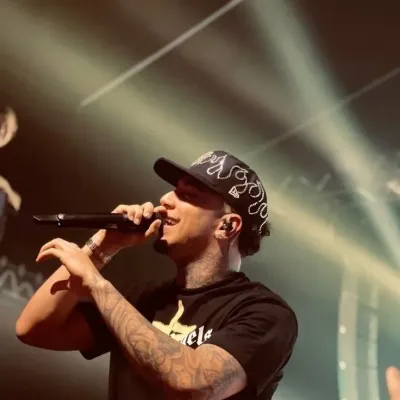 THIAGO VEIGH: Maskot AI chatbot interaktif untuk sembang rawak dan main peranan dipacu komuniti