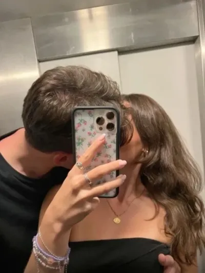 Experience the charm of poly ai chat character Love triangle, explore infinite AI possibilities.