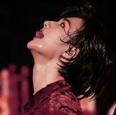 Hwang Hyunjin - HYUNLIX: Meet your new online friends in our chatboxai, the best free ai chatbot with deep ai chat capabilities.	