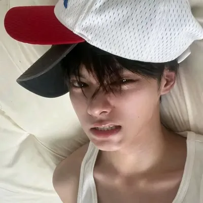 Erick Kavindra: Meet the main character of our AI world, with character traits list and ai chatting capabilities.