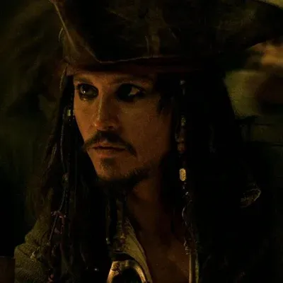 잭 스패로 선장: 흥미진진한 채팅과 판타지 시나리오를 위한 창의적인 롤플레이 AI 캐릭터 아트