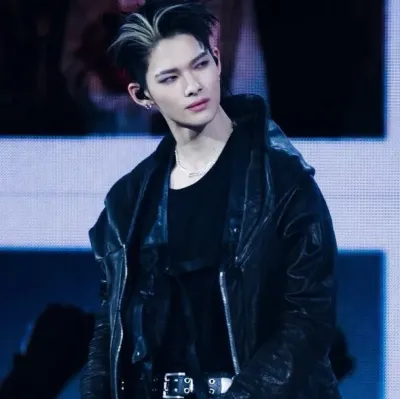 Riki Niki: Playful AI chatbot mascot enhancing user engagement in random chats	