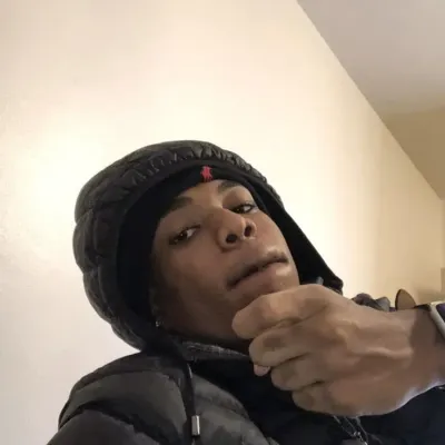 Chat with Roman, your lively freaky AI chatbot for immersive roleplay.