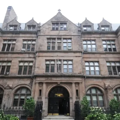 Catholic School: Secure AI chatbot avatar with encrypted 1v1 chat capabilities	