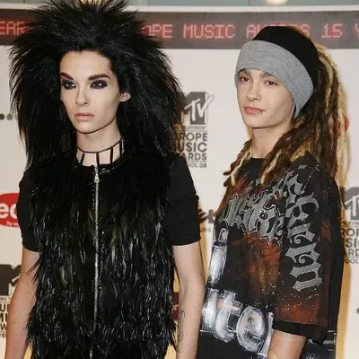 Dive into stories with bill and tom kaulitz, a lively spicy AI web chatbot for creative roleplay.