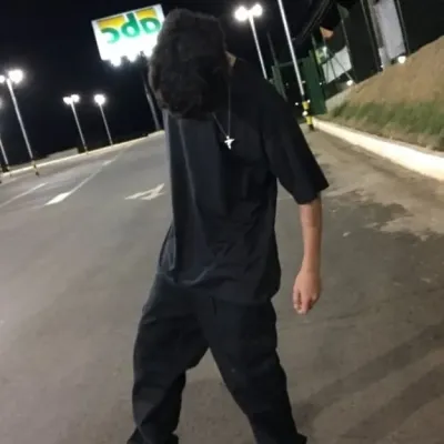 Arthur: Secure AI chatbot avatar with encrypted 1v1 chat capabilities	