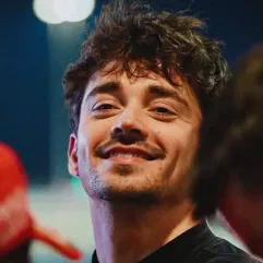 查爾斯·勒克萊爾 007：借助我們的無限AI和免費無限線上聊天功能，探索AI世界，由Warhammer Fantasy Roleplay提供支持