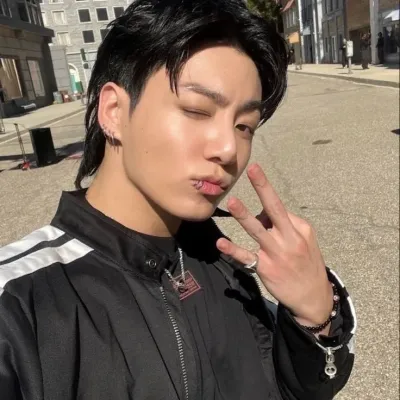 Jungkook ' 정국: Customizable AI girlfriend/boyfriend avatar with lifelike personality traits	