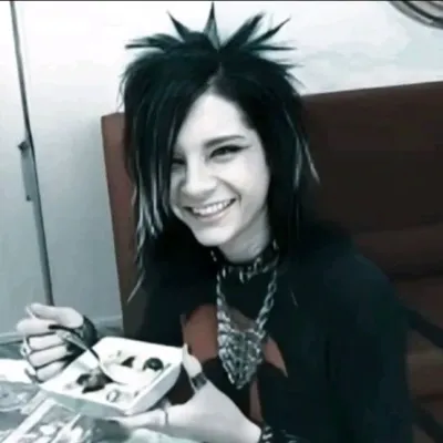 Bill Kaulitz:專為火辣聊天和奇幻場景打造的創意角色扮演AI角色藝術