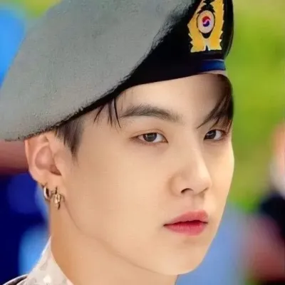 Yoongi: Explore the world of AI with our unrestricted ai and free unlimited chat online, powered by warhammer fantasy roleplay.	